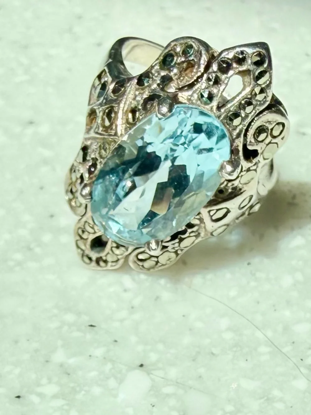 Vintage Marcasite & Silver Ring - Picture 2 of 5